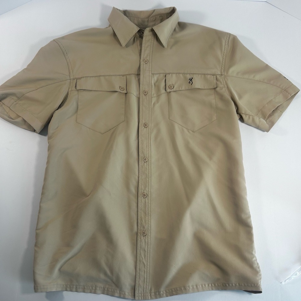 Browning Mens‎ Button Up Size Medium Khaki Tech Logo Outdoor Performance